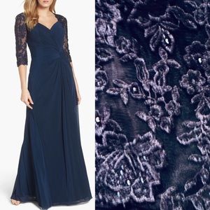 Ruched Twist Column Gown
La Femme size 20 navy Blue NWT